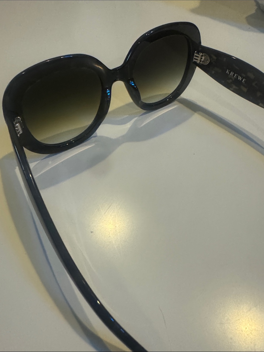 KREWE CHLOE | Tortuga Noir Black Oversized Round Women's Sunglasses - Picture 3 of 10